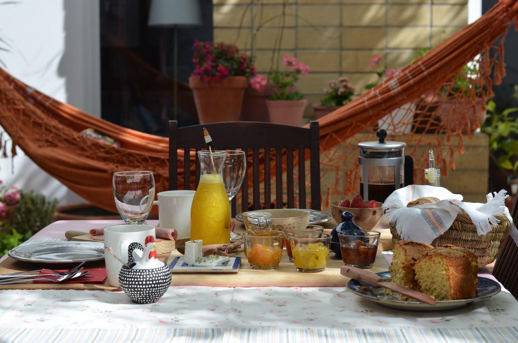 Bed and Breakfast A Casa Da Arvore Вила-Нова-де-Мильфонт Экстерьер фото